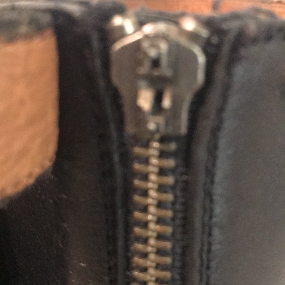 Woman’s Frye Black Riding Boots Leather Size 6 Very Good Condition - Picture 11 of 11